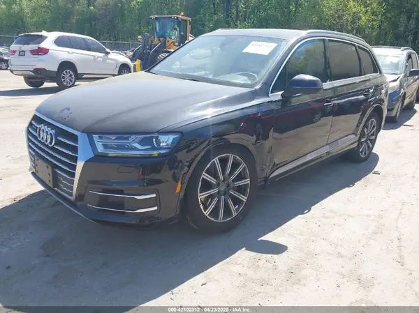 WA1AHAF72KD028489 2019 AUDI Q7 - Image 2