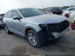 WA1AHAF72KD030033 2019 AUDI Q7