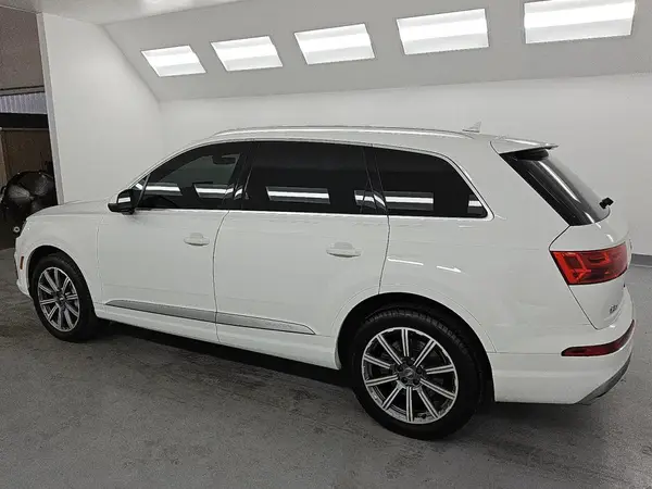 WA1AHAF72KD035006 2019 AUDI Q7 - Image 2