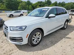 WA1AHAF72KD037564 2019 AUDI Q7
