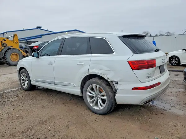 WA1AHAF72KD047625 2019 AUDI Q7 - Image 2
