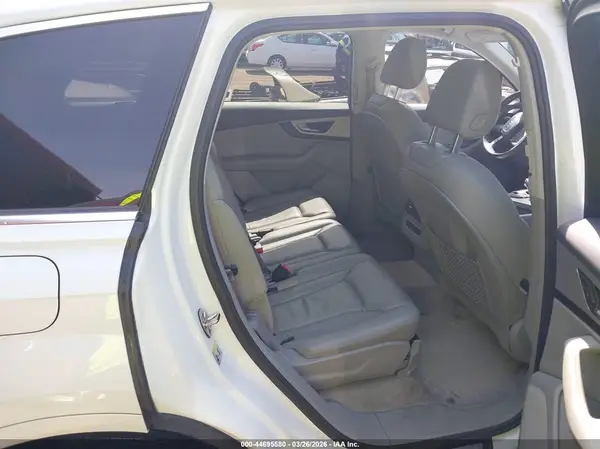 WA1AHAF73HD054995 2017 AUDI Q7 - Image 8