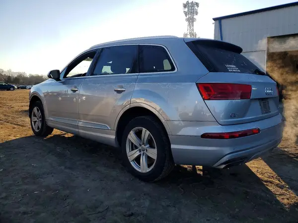 WA1AHAF73JD047843 2018 AUDI Q7 - Image 2
