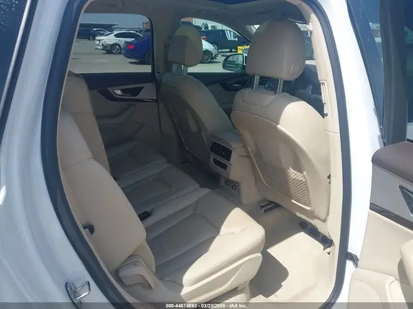 WA1AHAF73KD018005 2019 AUDI Q7 - Image 8