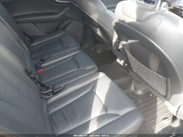 WA1AHAF73KD034933 2019 AUDI Q7 - Image 8