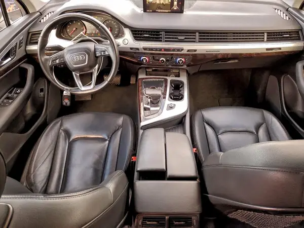 WA1AHAF73KD036097 2019 AUDI Q7 - Image 8