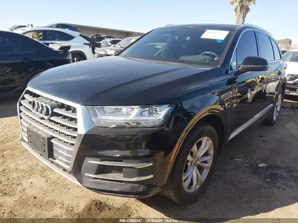 WA1AHAF73KD045575 2019 AUDI Q7 - Image 2