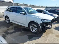 WA1AHAF73KD046239 2019 AUDI Q7