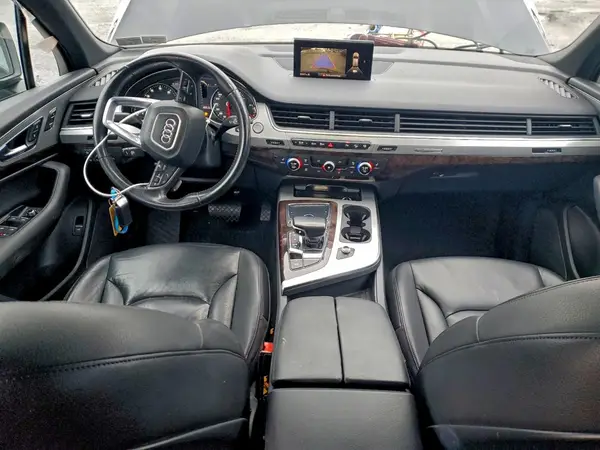 WA1AHAF74HD040961 2017 AUDI Q7 - Image 8