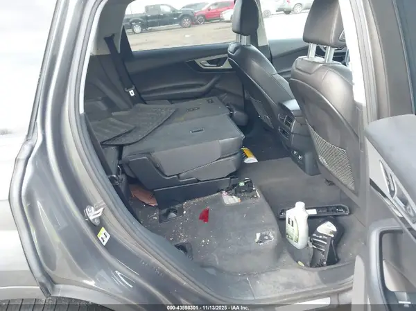 WA1AHAF74KD024590 2019 AUDI Q7 - Image 8