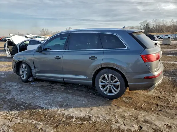 WA1AHAF75HD044288 2017 AUDI Q7 - Image 2