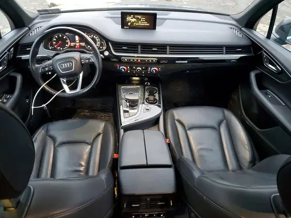 WA1AHAF75HD045585 2017 AUDI Q7 - Image 8