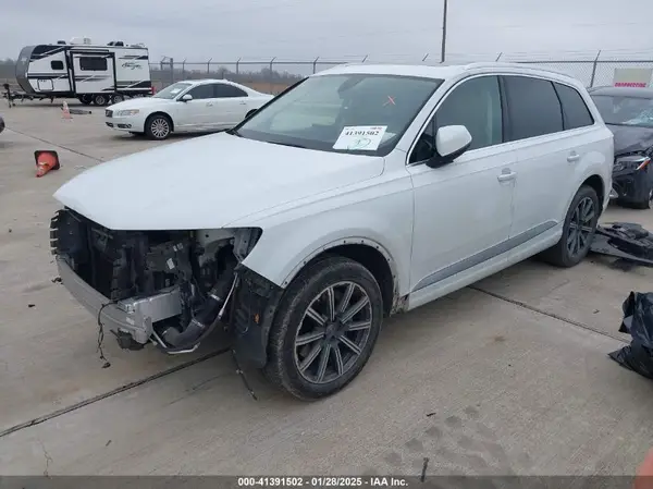 WA1AHAF75JD008011 2018 AUDI Q7 - Image 2