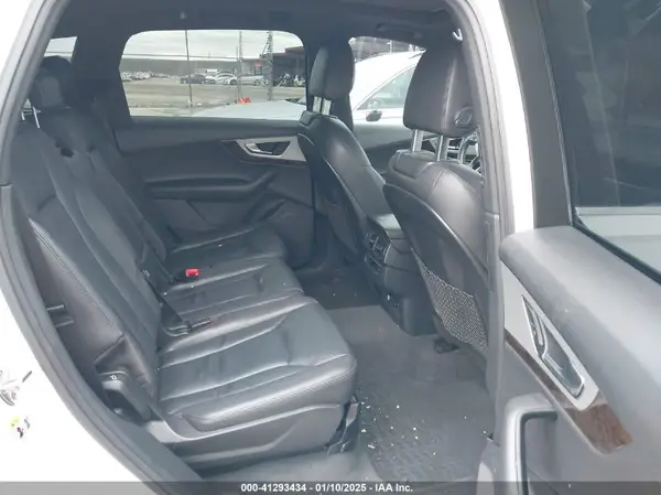 WA1AHAF75JD045348 2018 AUDI Q7 - Image 8