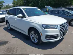WA1AHAF75KD017437 2019 AUDI Q7