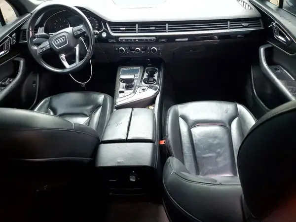 WA1AHAF76HD040265 2017 AUDI Q7 - Image 8