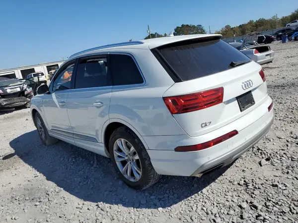 WA1AHAF76HD040296 2017 AUDI Q7 - Image 2