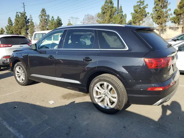 WA1AHAF76KD045392 2019 AUDI Q7 - Image 2