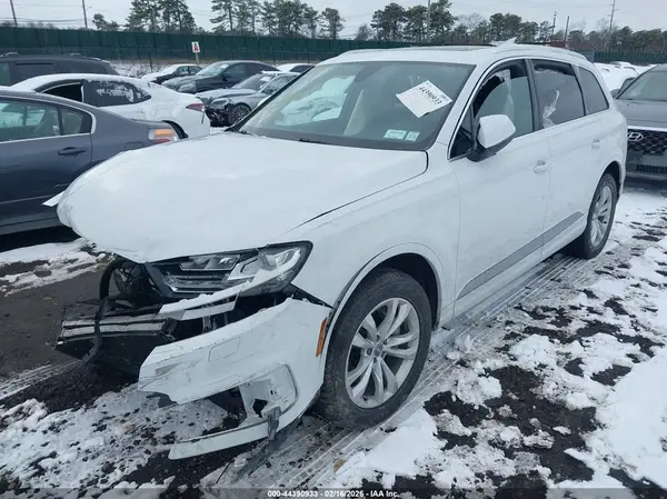 WA1AHAF76KD047661 2019 AUDI Q7 - Image 2