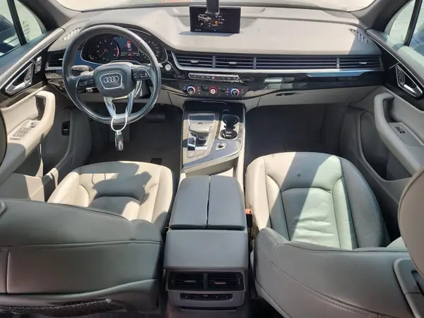 WA1AHAF77HD048763 2017 AUDI Q7 - Image 8