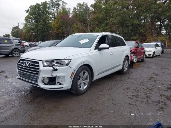 WA1AHAF77JD008818 2018 AUDI Q7 - Image 2