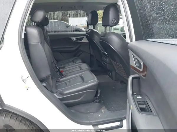 WA1AHAF77JD008818 2018 AUDI Q7 - Image 8