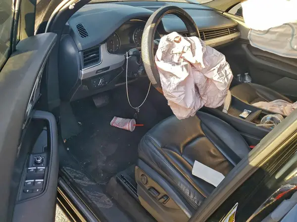 WA1AHAF77KD027645 2019 AUDI Q7 - Image 8