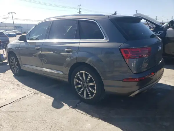 WA1AHAF77KD038547 2019 AUDI Q7 - Image 2