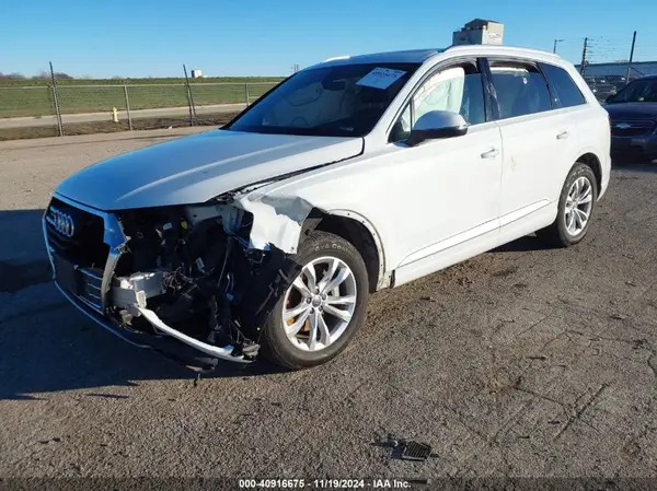 WA1AHAF78HD037321 2017 AUDI Q7 - Image 2