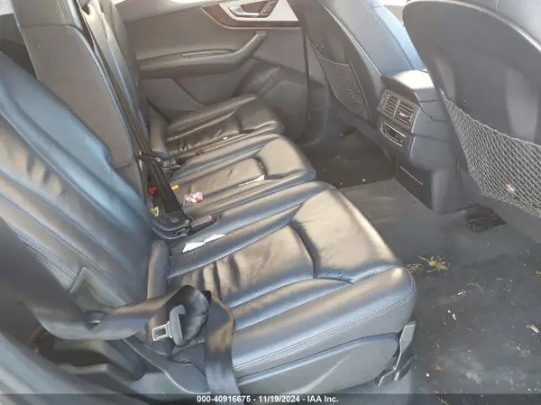 WA1AHAF78HD037321 2017 AUDI Q7 - Image 8