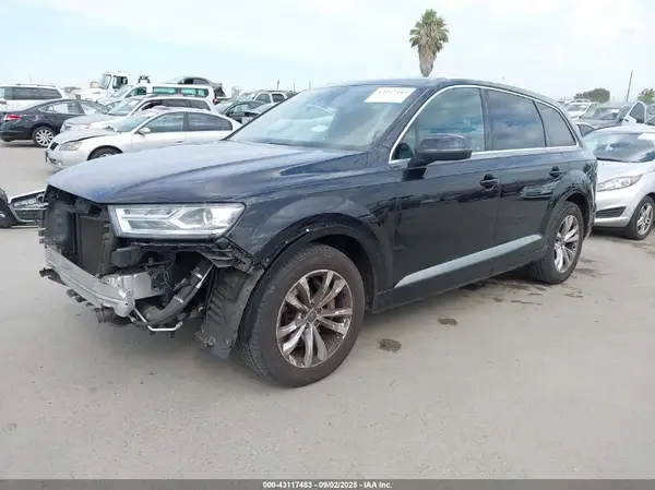 WA1AHAF78HD054474 2017 AUDI Q7 - Image 2
