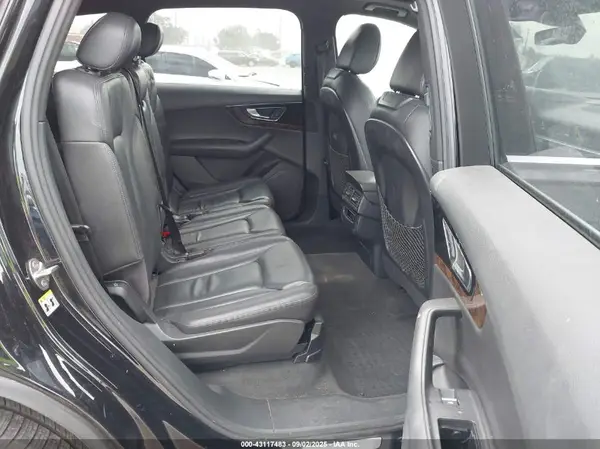 WA1AHAF78HD054474 2017 AUDI Q7 - Image 8
