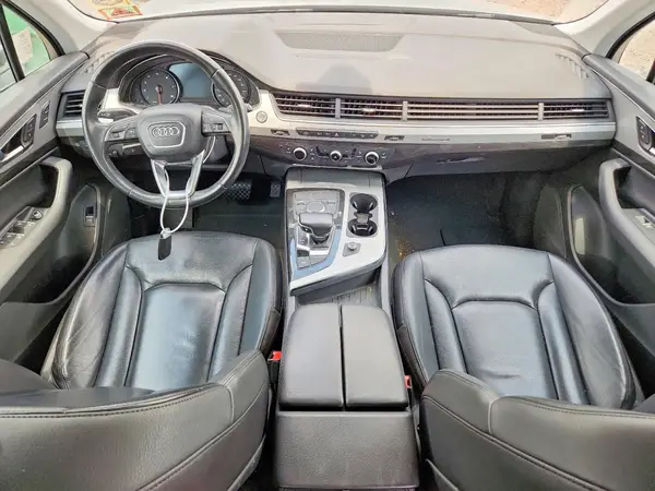 WA1AHAF78JD033789 2018 AUDI Q7 - Image 8