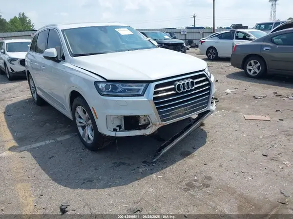 WA1AHAF79HD046223 2017 AUDI Q7 - Image 1