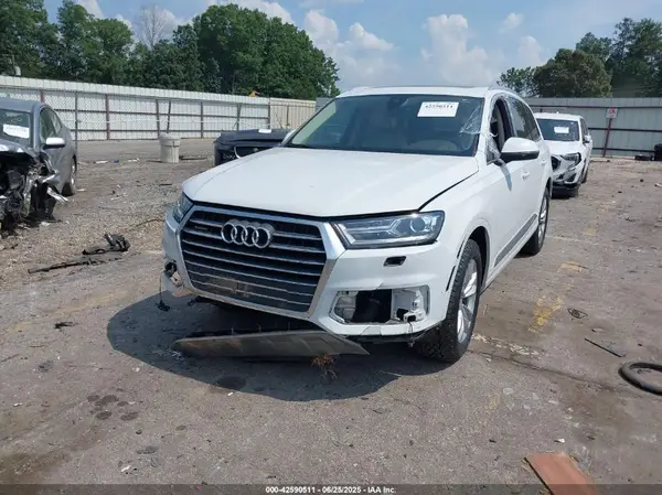 WA1AHAF79HD046223 2017 AUDI Q7 - Image 2