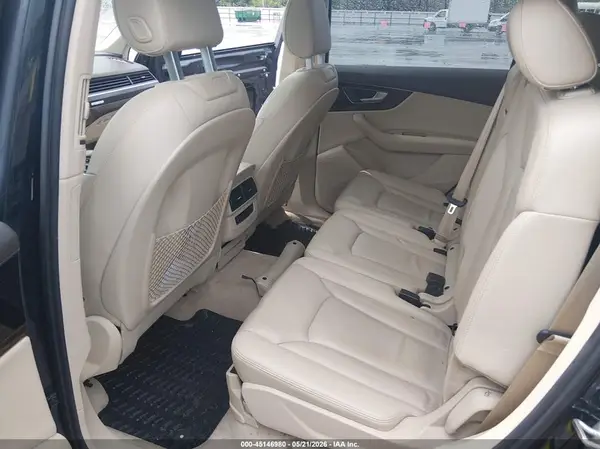 WA1AHAF79HD048912 2017 AUDI Q7 - Image 8