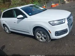 WA1AHAF79JD036281 2018 AUDI Q7