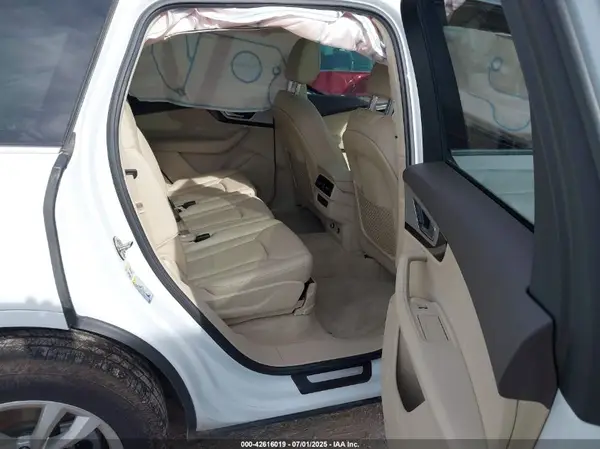 WA1AHAF79KD029459 2019 AUDI Q7 - Image 8