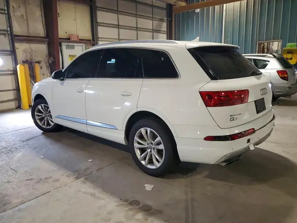 WA1AHAF79KD048027 2019 AUDI Q7 - Image 2