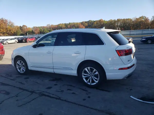 WA1AHAF7XHD038213 2017 AUDI Q7 - Image 2