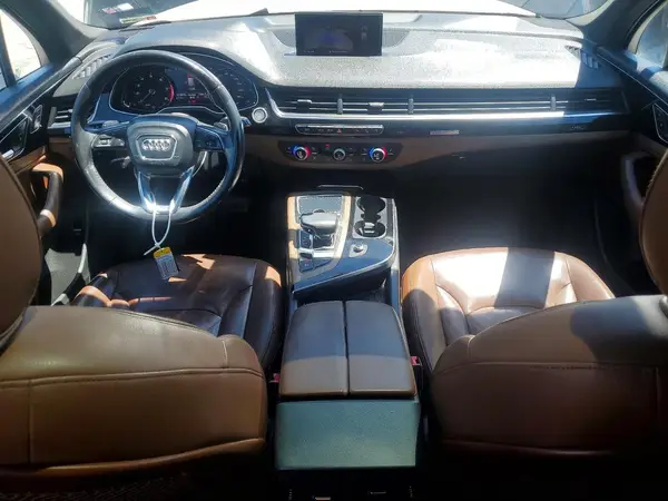 WA1AHAF7XHD042424 2017 AUDI Q7 - Image 8