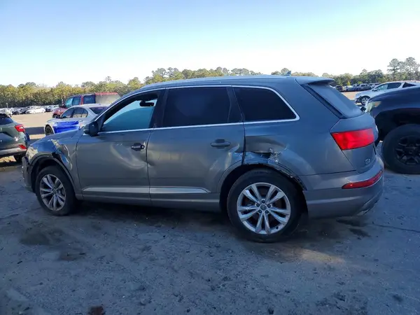 WA1AHAF7XHD042889 2017 AUDI Q7 - Image 2