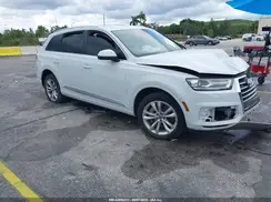 WA1AHAF7XHD043167 2017 AUDI Q7