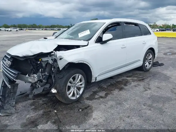 WA1AHAF7XHD043167 2017 AUDI Q7 - Image 2