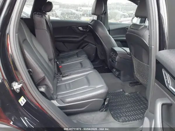 WA1AHAF7XHD045596 2017 AUDI Q7 - Image 8