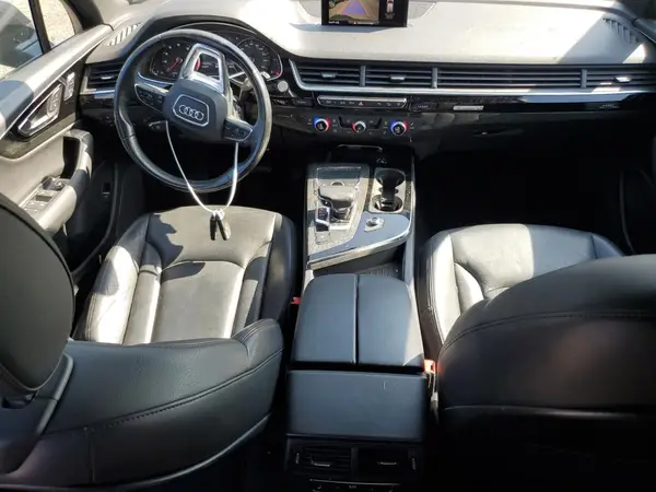 WA1AHAF7XHD050149 2017 AUDI Q7 - Image 8