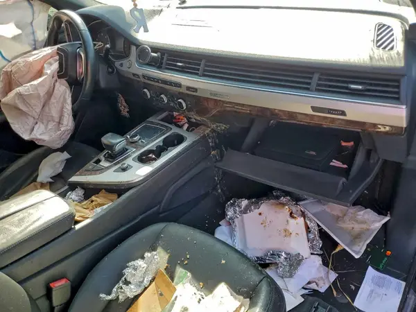 WA1AHAF7XJD001491 2018 AUDI Q7 - Image 8