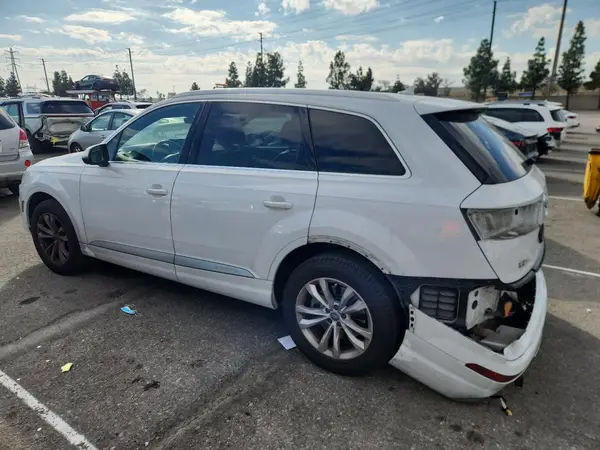 WA1AHAF7XKD016526 2019 AUDI Q7 - Image 2