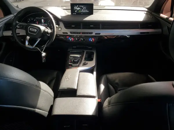 WA1AHAF7XKD018633 2019 AUDI Q7 - Image 8