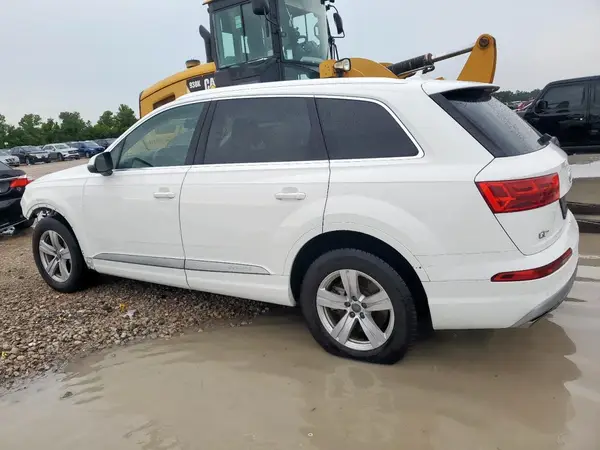 WA1AHAF7XKD020589 2019 AUDI Q7 - Image 2